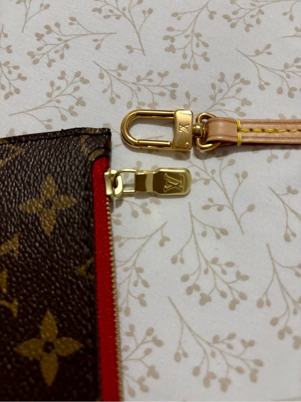 Louis Vuitton Brown Monogram Canvas Wristlet with Red Interior - Picture 5 of 9
